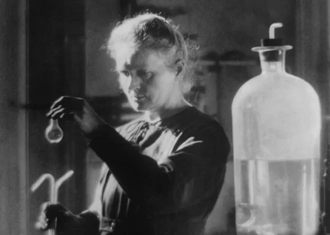Marie Curie Là Ai? Cuộc Đời Và Di Sản Của Nữ Bác Học Vĩ Đại