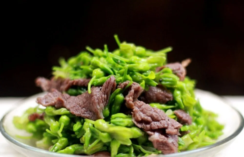 đẻ mổ có ăn được thịt bò không