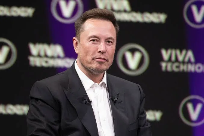 Elon Musk là ai